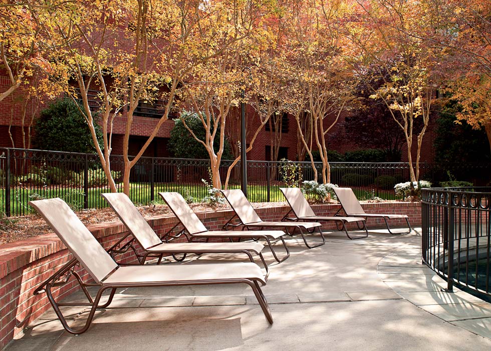 Gardenella Sling Four-Position Lay-flat Stacking Armless Chaise