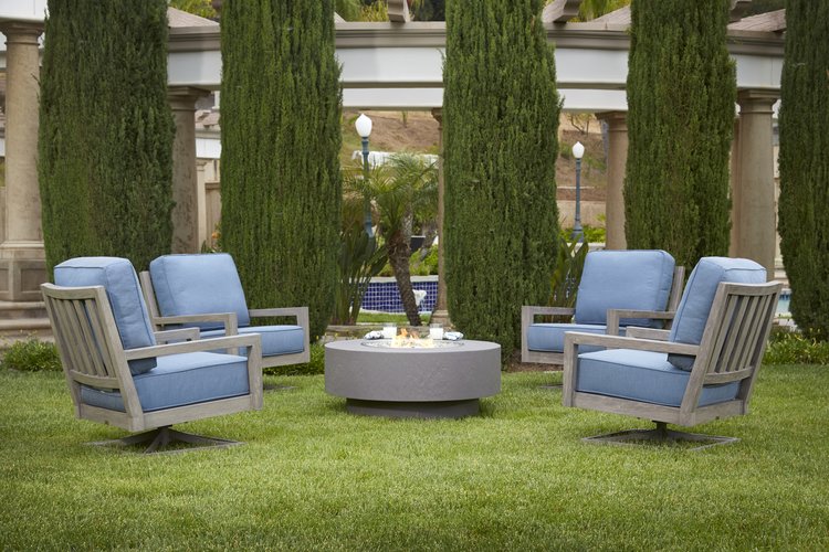 Aspen Conversation Club Set By Patio Renaissance