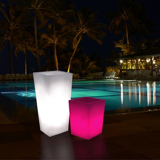 Haus Planter by Tropitone