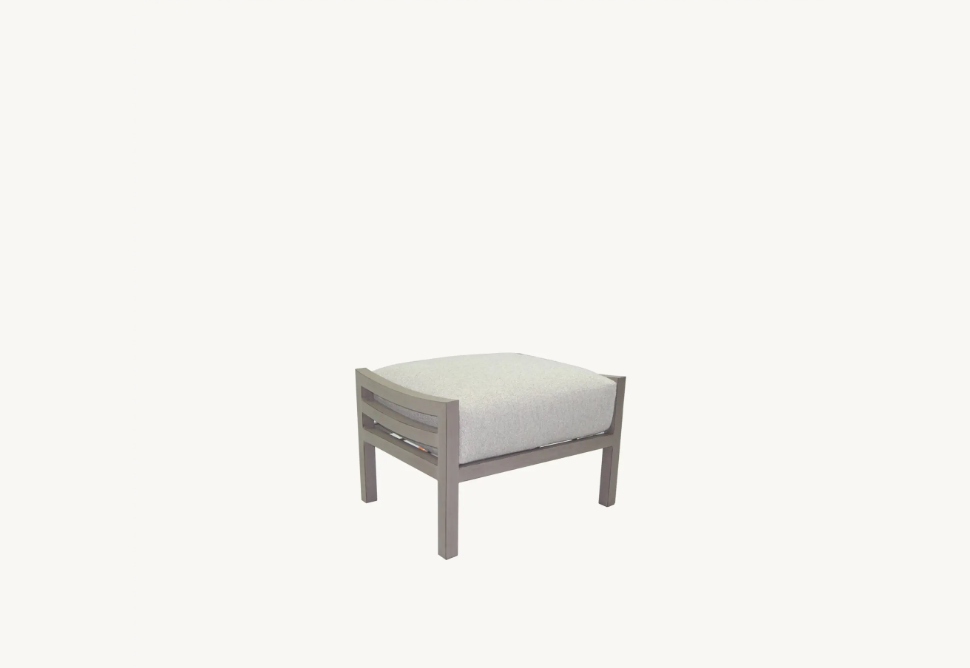 Roma Ottoman by Castelle