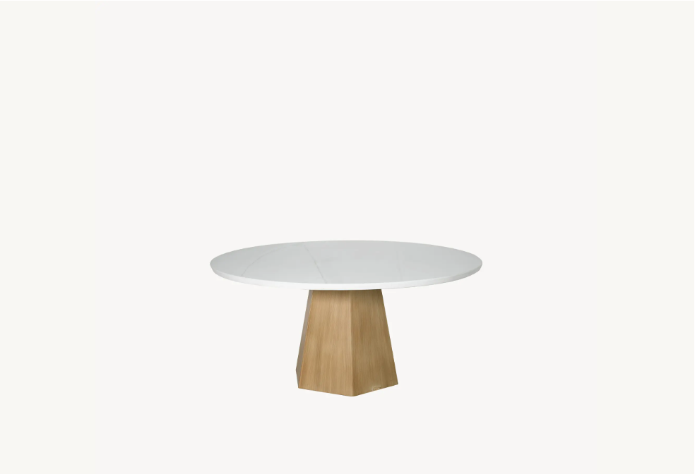 Nicoya 32" Round Coffee Table Cover by Castelle