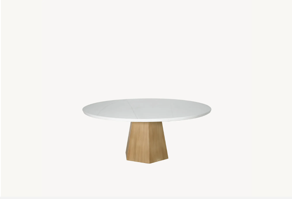 Nicoya 42" Round Coffee Table Cover by Castelle