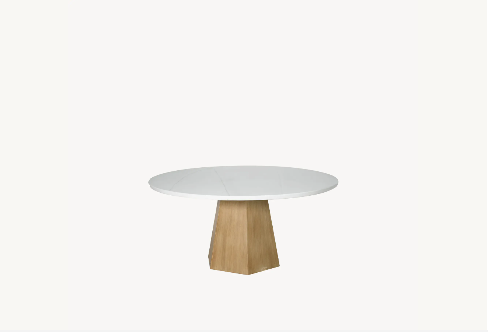 Nicoya 50" Round Dining Table Cover by Castelle
