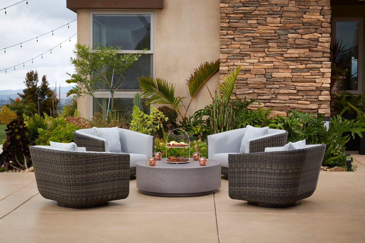 Tribeca Swivel Lounge Chair by Patio Renaissance