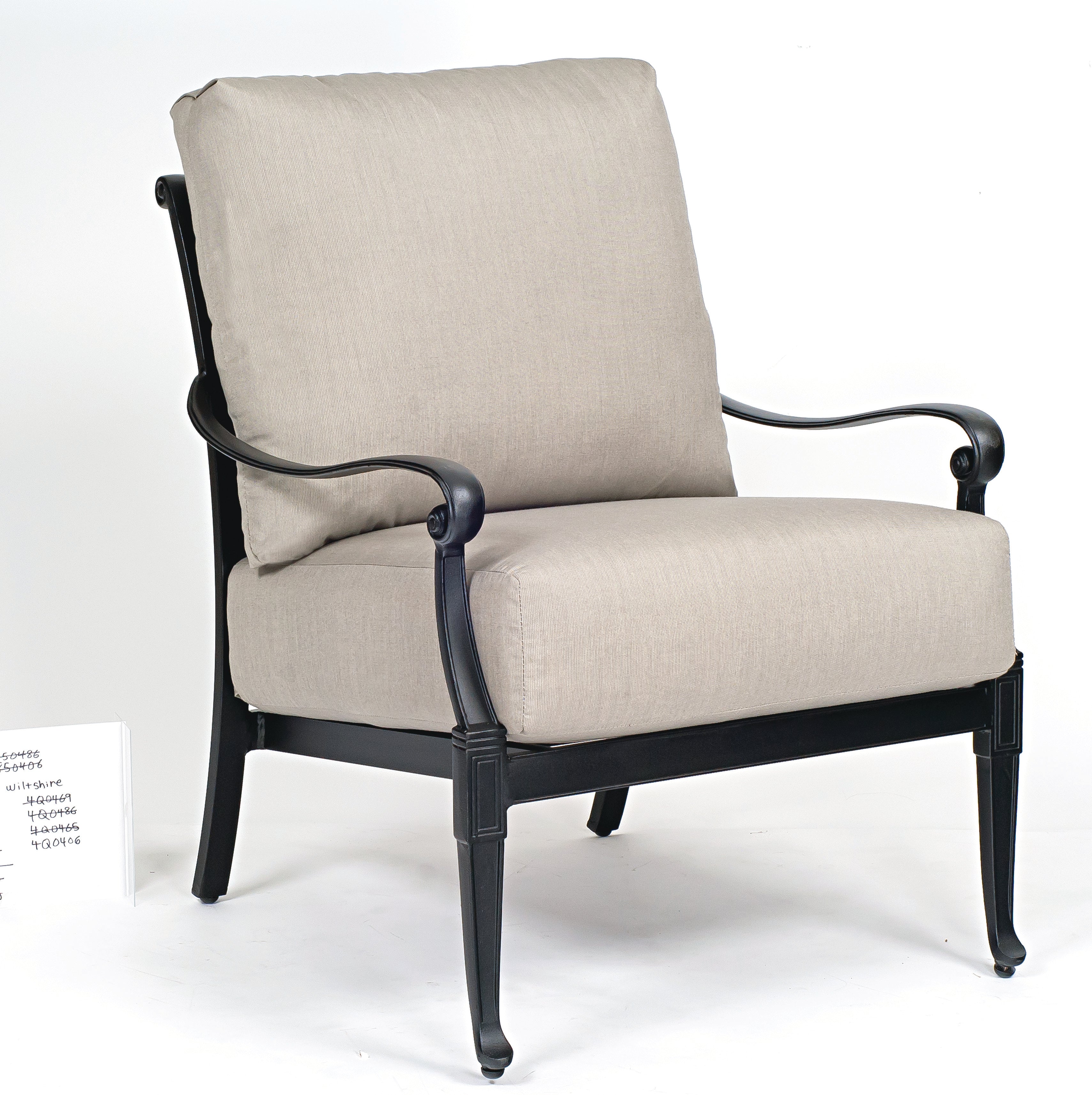 Wiltshire Stationary Lounge Chair by Woodard