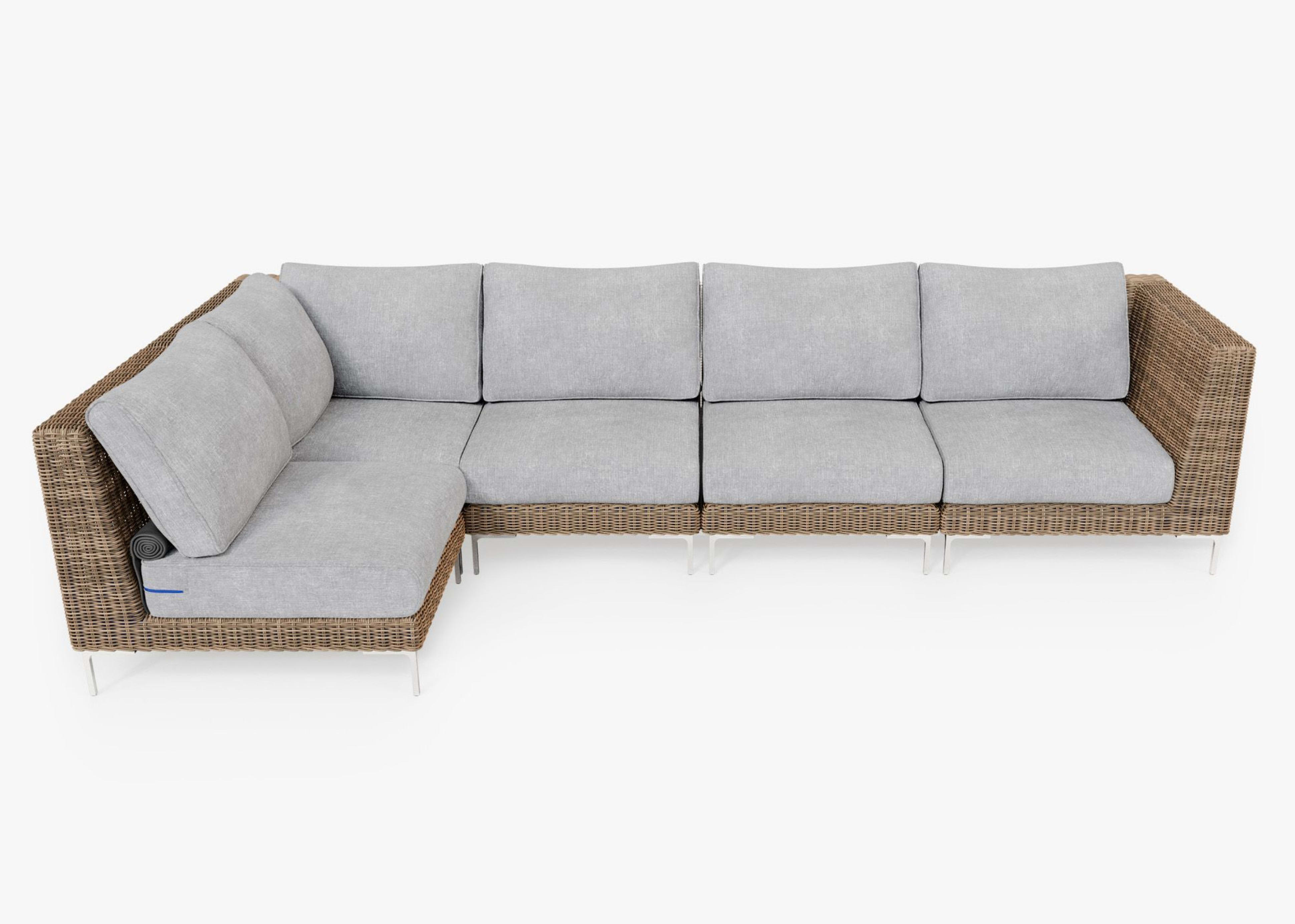 Wicker L Sectional - 5 Seat - Right By Outer