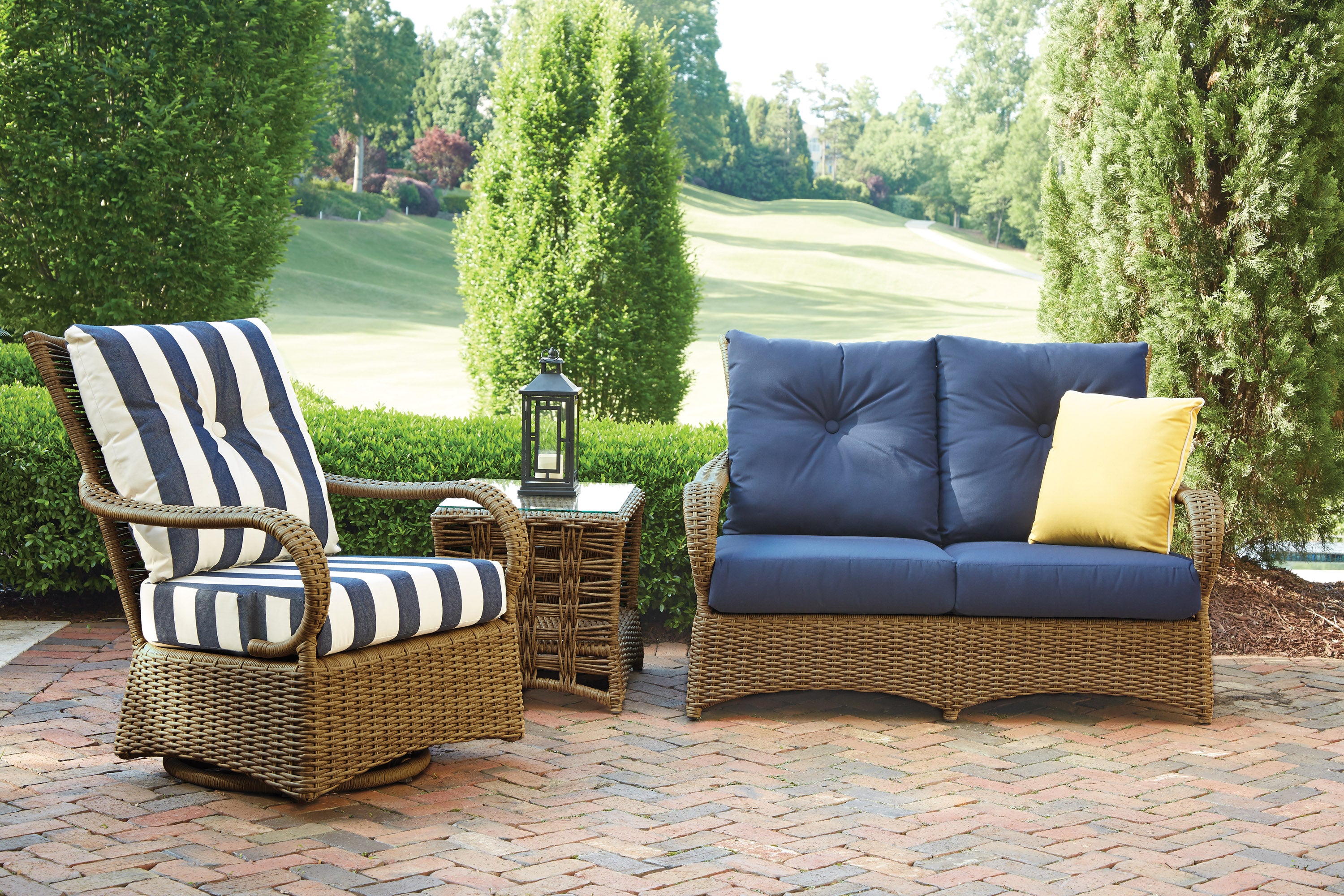 Magnolia collection by Lloyd Flanders