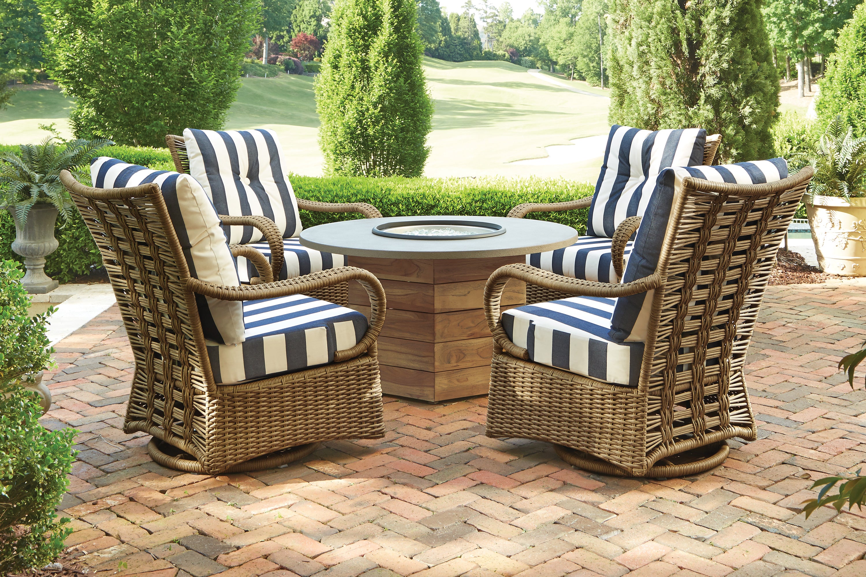 Magnolia Swivel Glider Lounge Chair by Lloyd Flanders