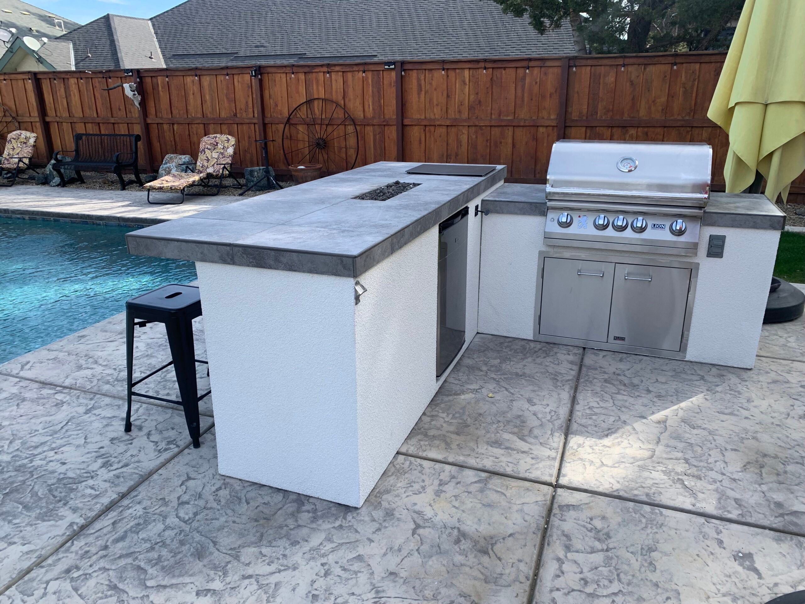 BBQ Island – 2 Piece L-Shaped Island