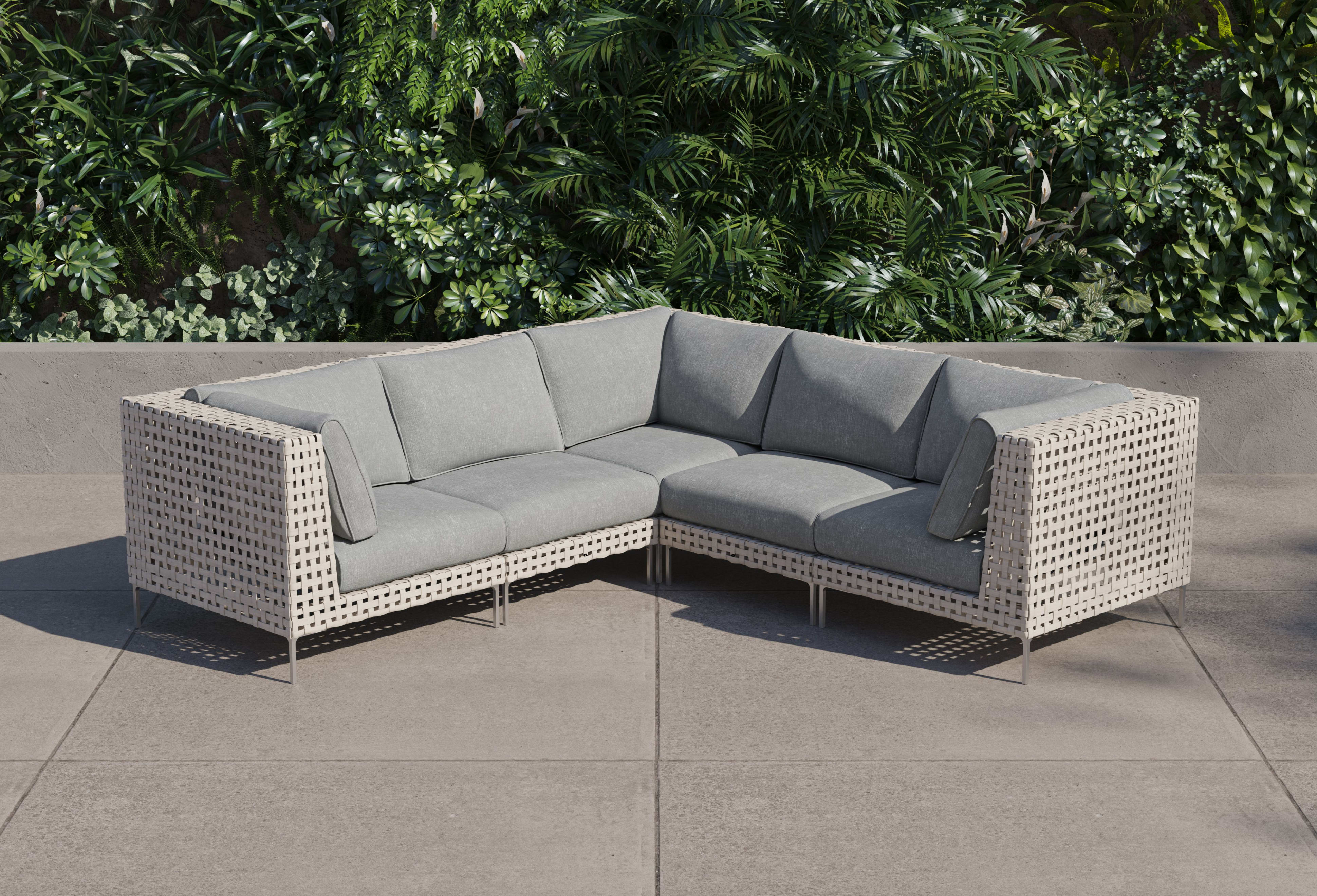 Wicker Outdoor Corner Sectional - 5 Seat By Outer