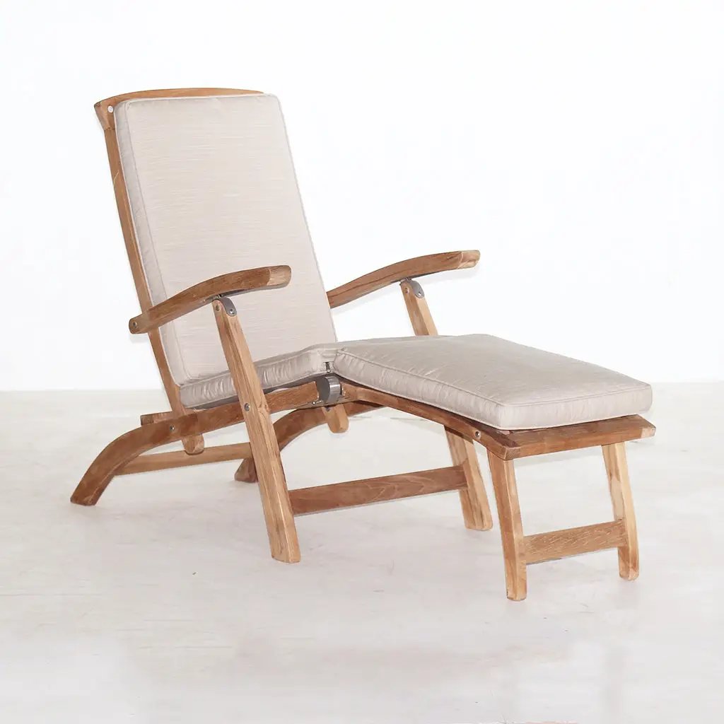 Teak Steamer with cushion