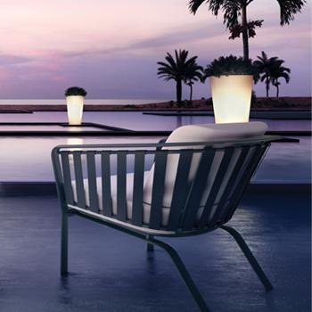 Trelon strap furniture by Tropitone