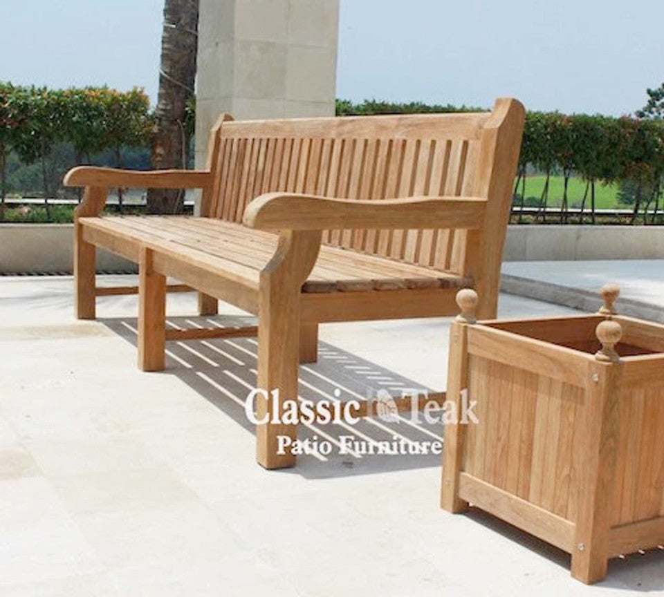 Choosing Teak Furniture for Commercial Use