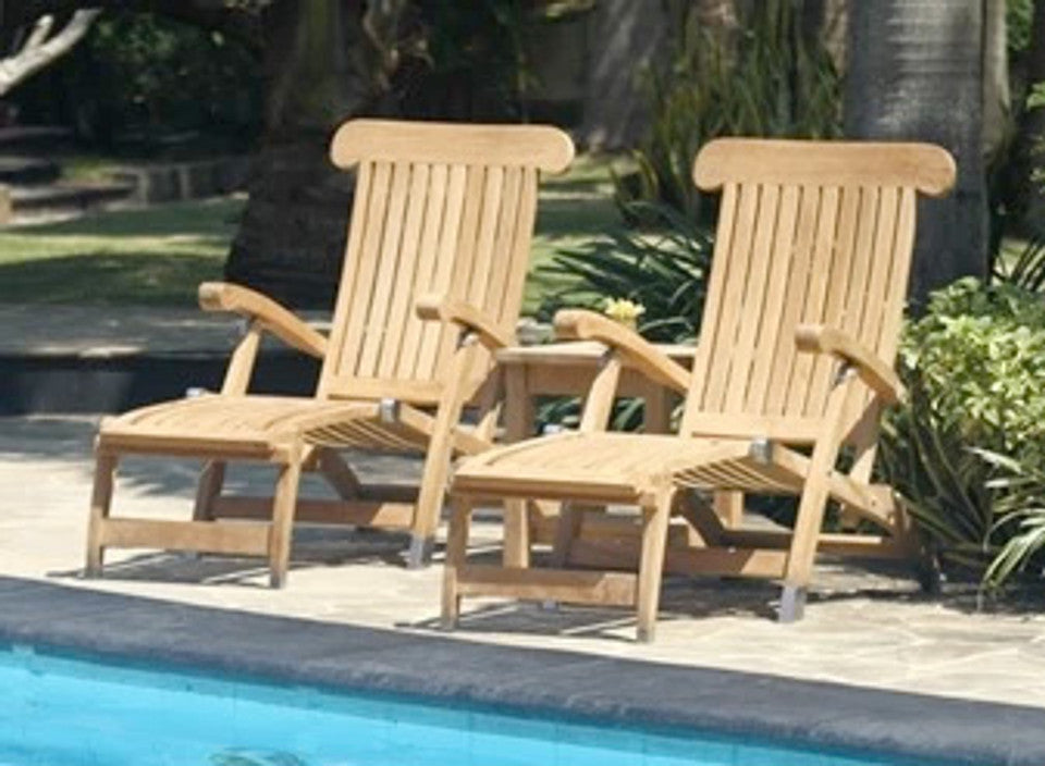 Teak steamer chair 