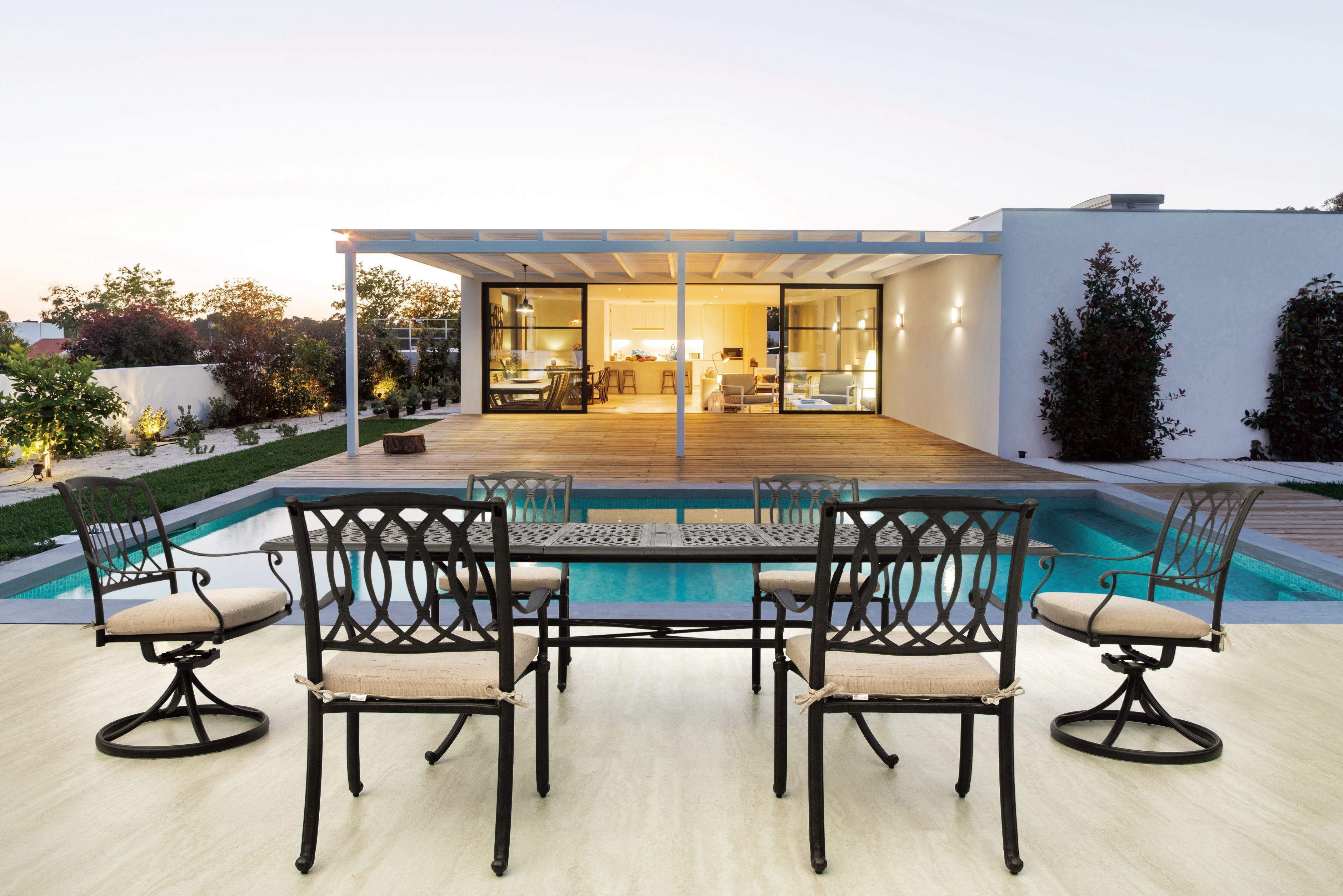 Mayfair 42"x84" Rectangular Table - Thumbnail 3