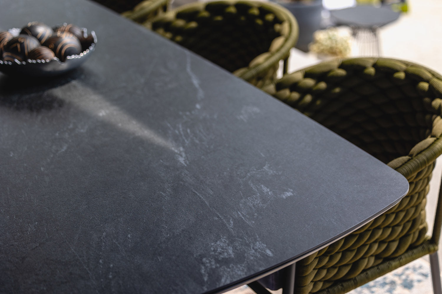Escape table top