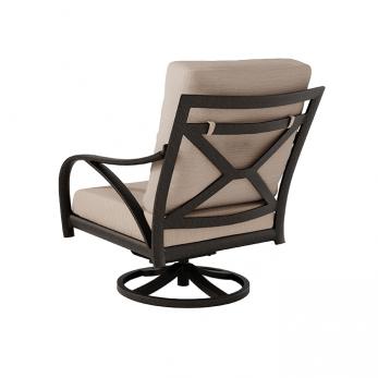 Swivel Action Lounger by Tropitone