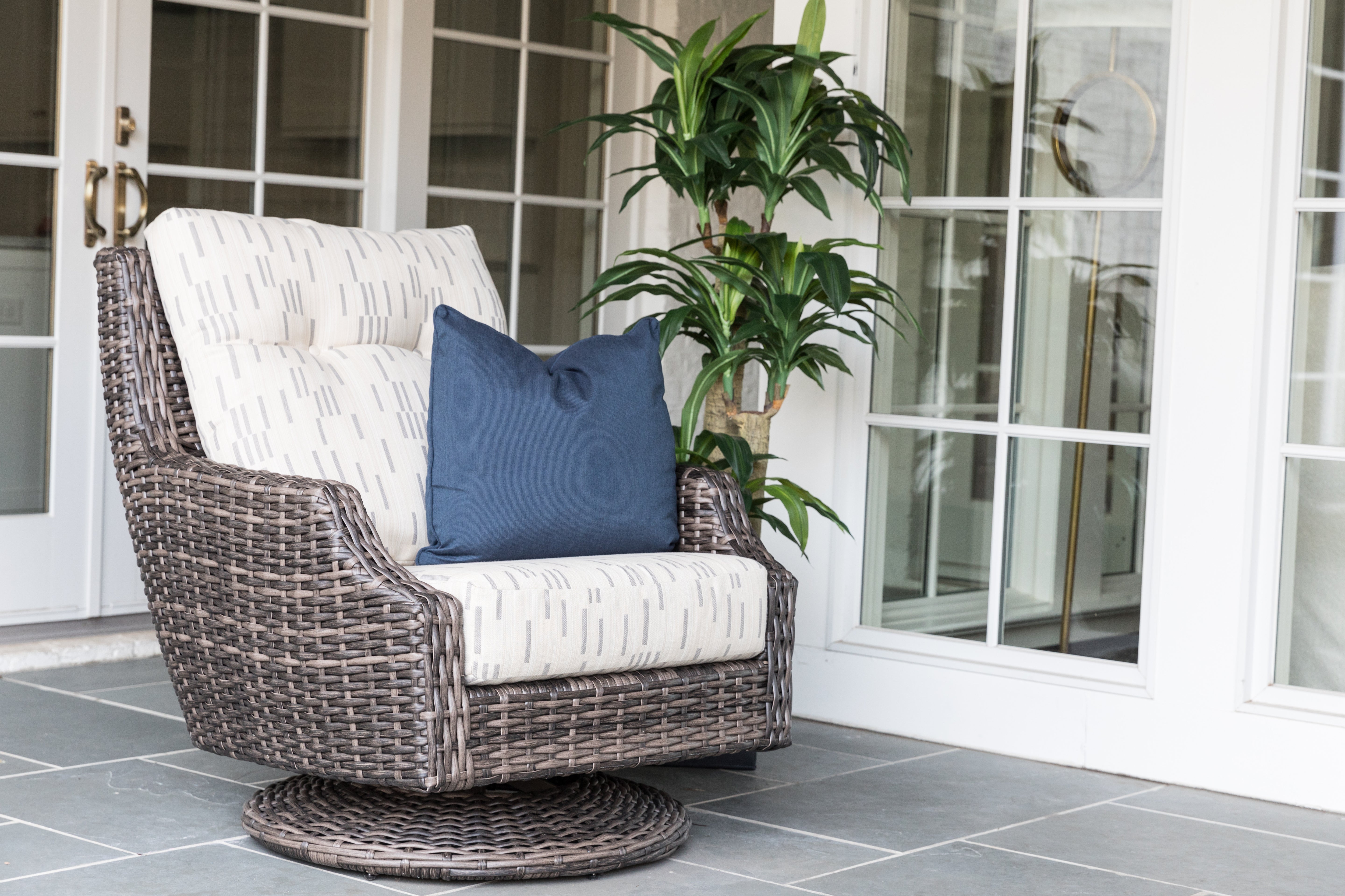 Largo High Back Swivel Rocker Lounge Chair Replacement Cushion by Lloyd Flanders