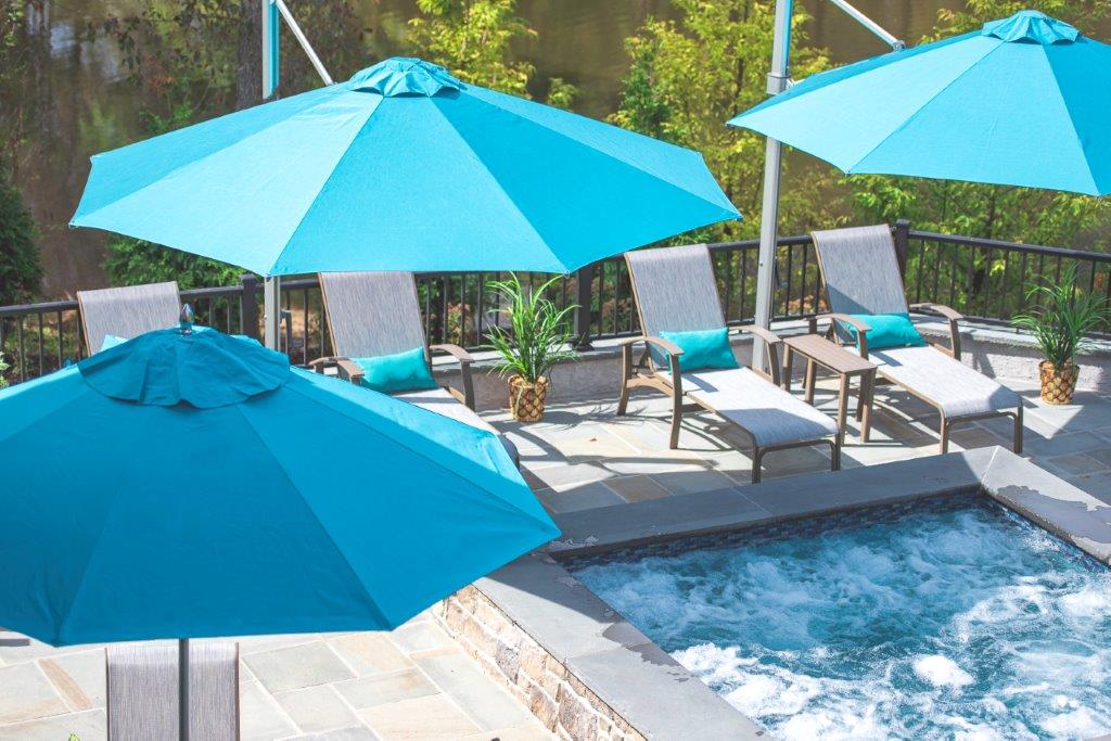 11F Octagonal Aurora Premium Aluminum Cantilever Umbrella by Frankford