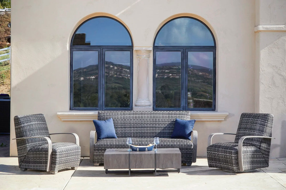 Amalfi Lounge Chair by Patio Renaissance