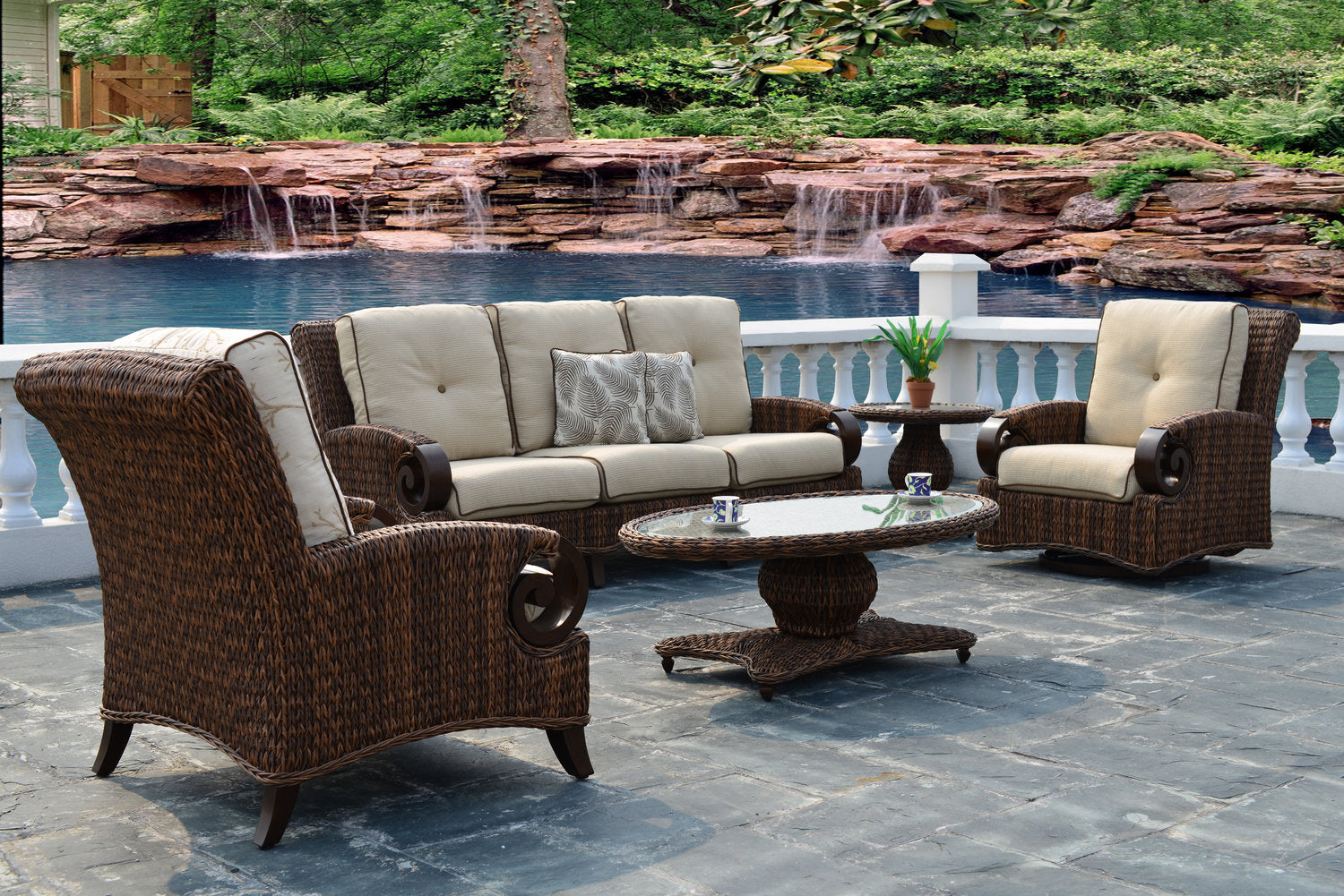 Antigua Lounge Chair by Patio Renaissance