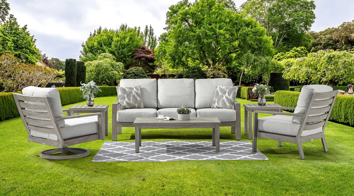 Avery Lounge Chair by Patio Renaissance