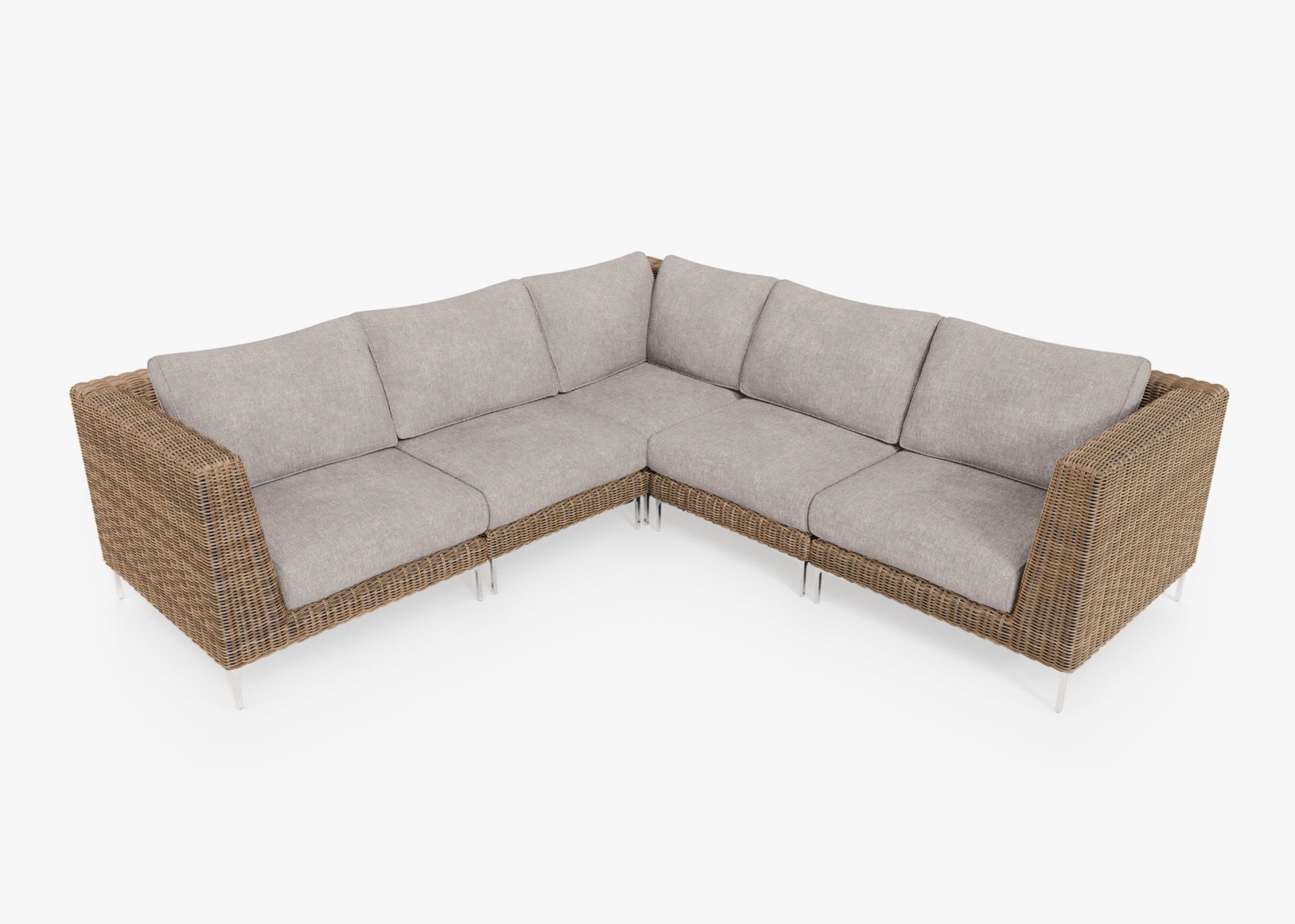 Wicker Outdoor L Sectional - 4 Seat