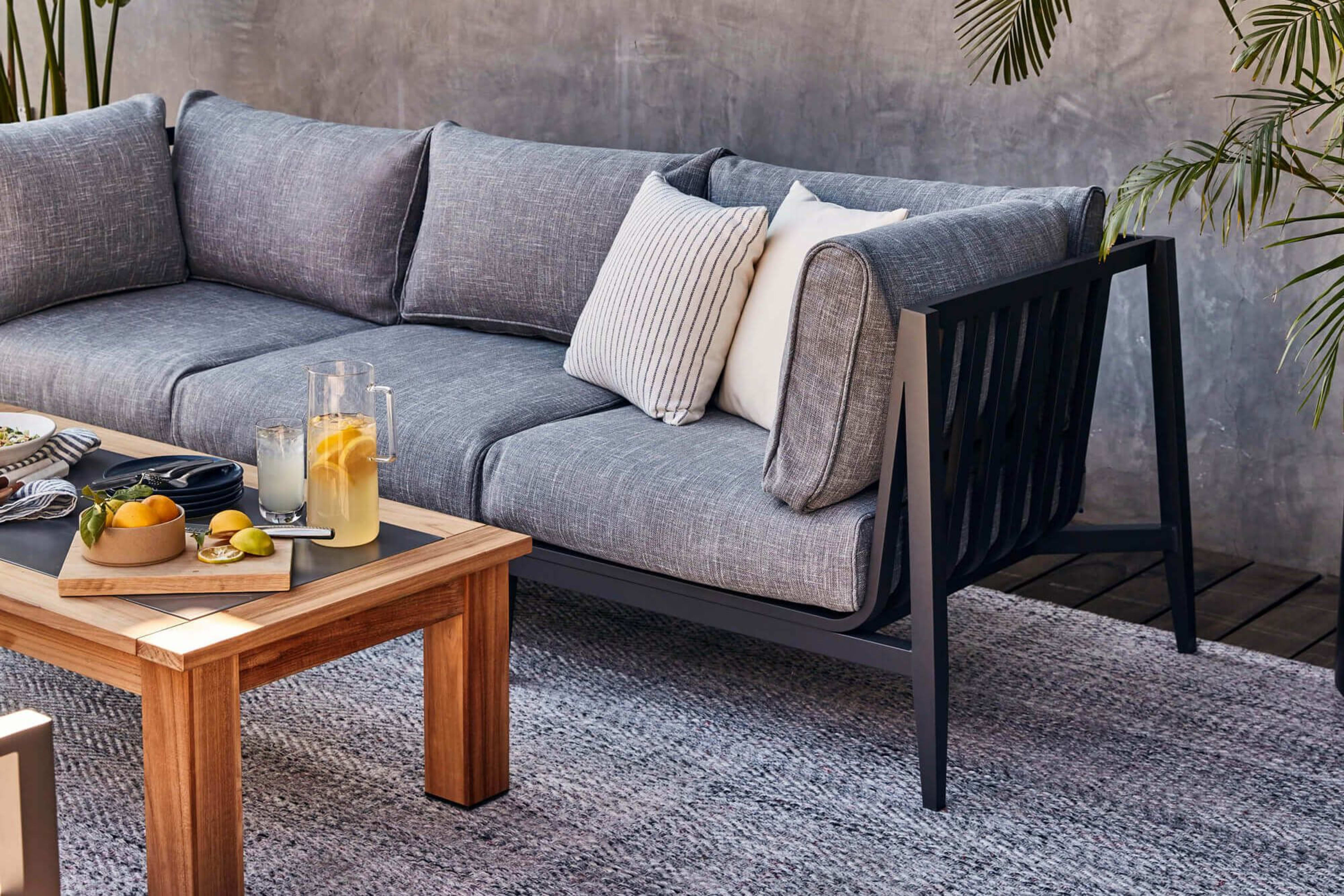 Aluminum Outdoor Sofa with Armchairs - 5 Seat By Outer