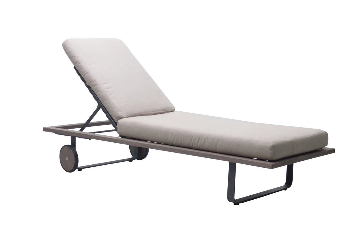 Aspen Single Adjustable Chaise by Patio Renaissance