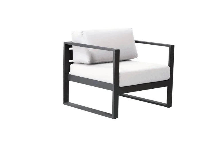 Philipsburg Lounge chair by Patio Renaissance