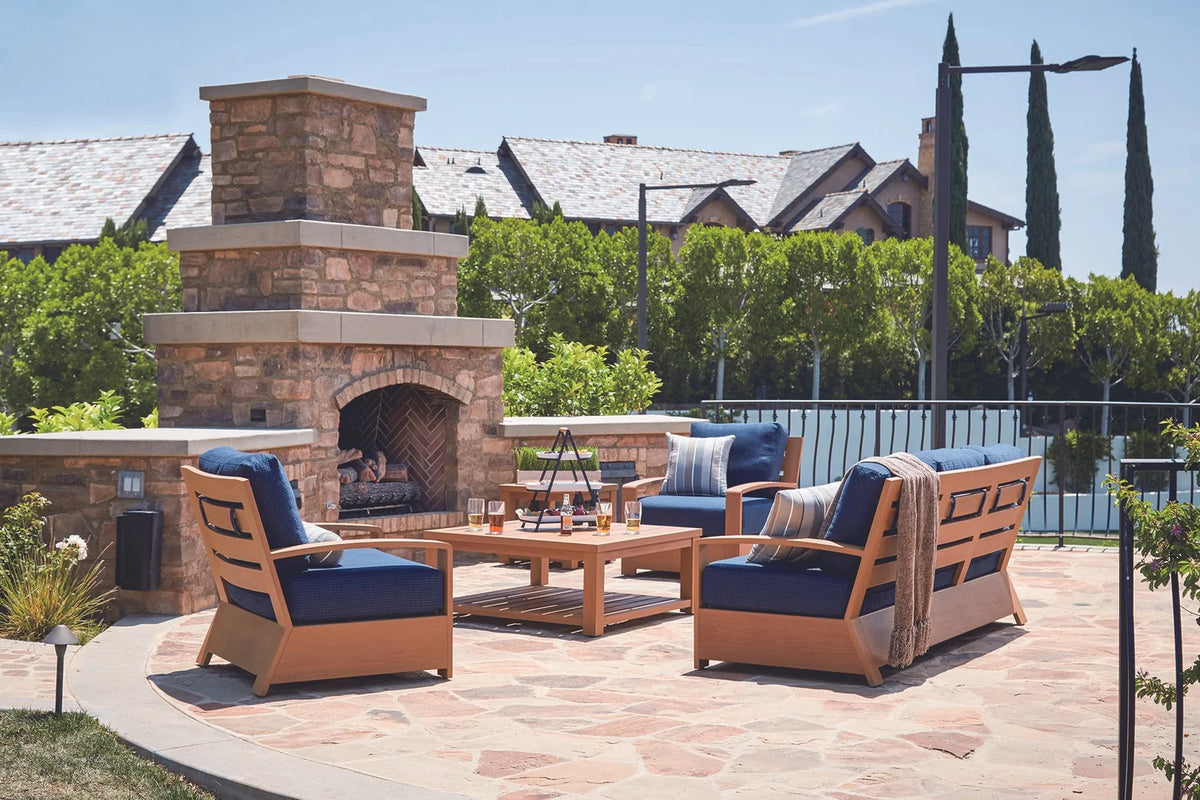 Seattle Square Coffee table by Patio Renaissance