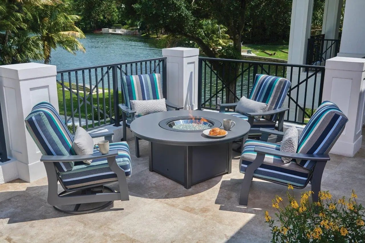 Telescope Casual St. Catherine Cushion Swivel Rocker - Thumbnail 3