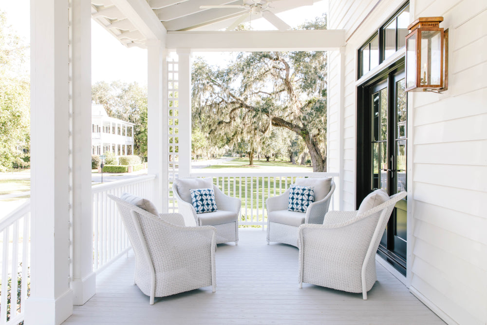 Weekend Retreat Lounge Chair By Lloyd Flanders