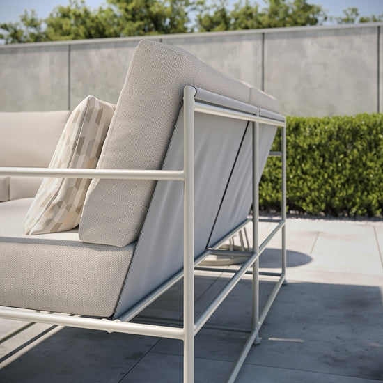 Glendale Cushion Love Seat by Tropitone