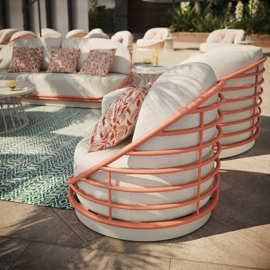Orbit Cushion Lounge Chair by Tropitone
