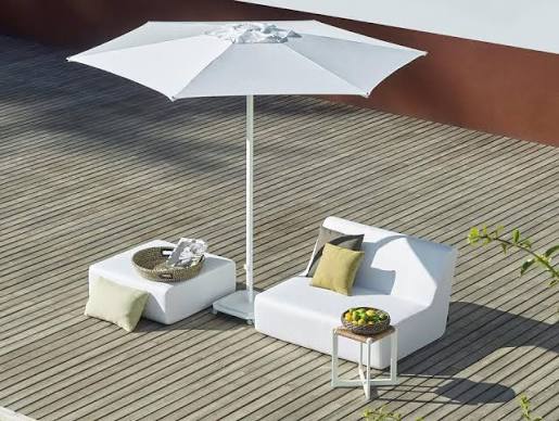 Portofino Octagon 9.5' Manual Lift Umbrella by Tropitone