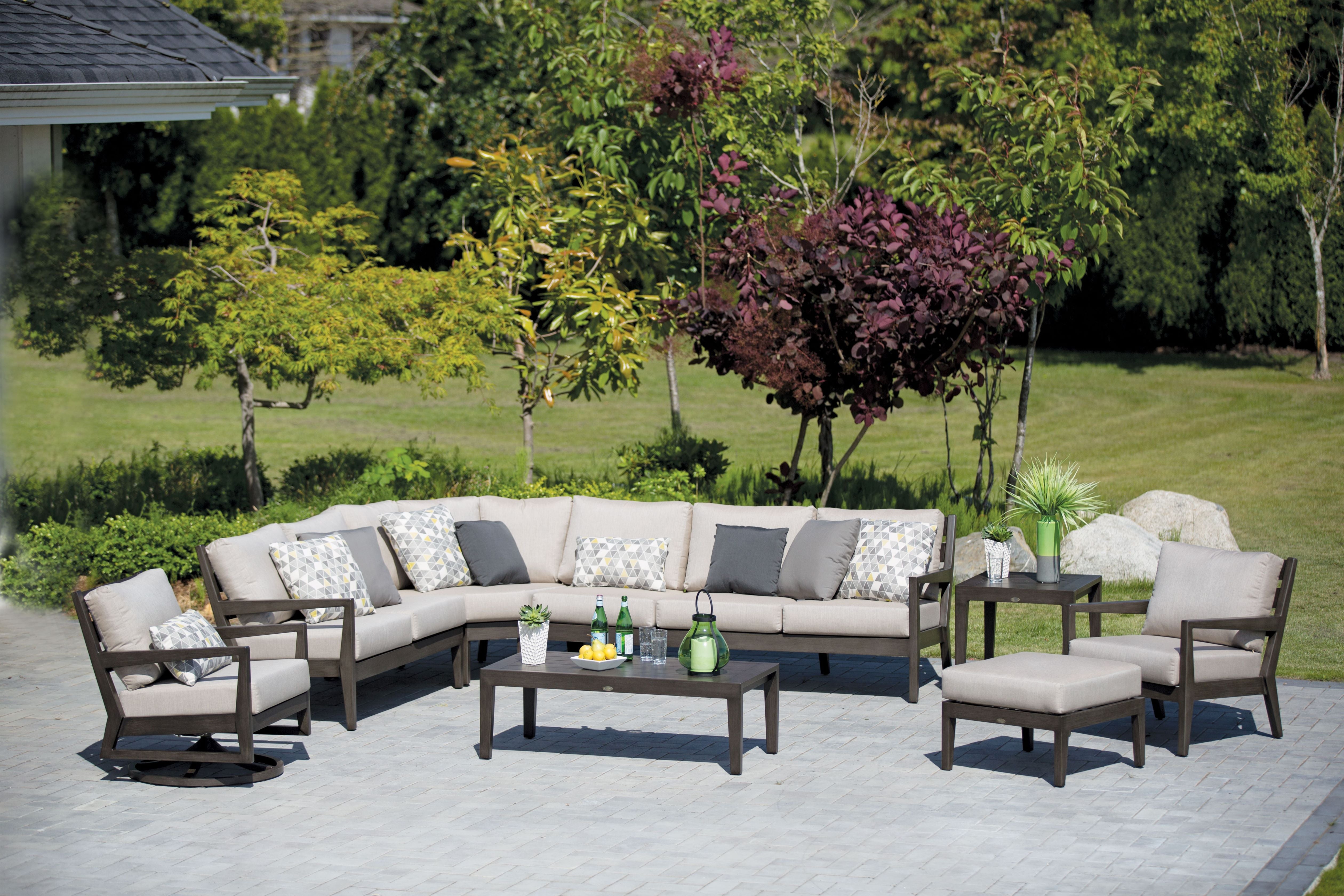 Lucia Curved Sectional Set by Ratana