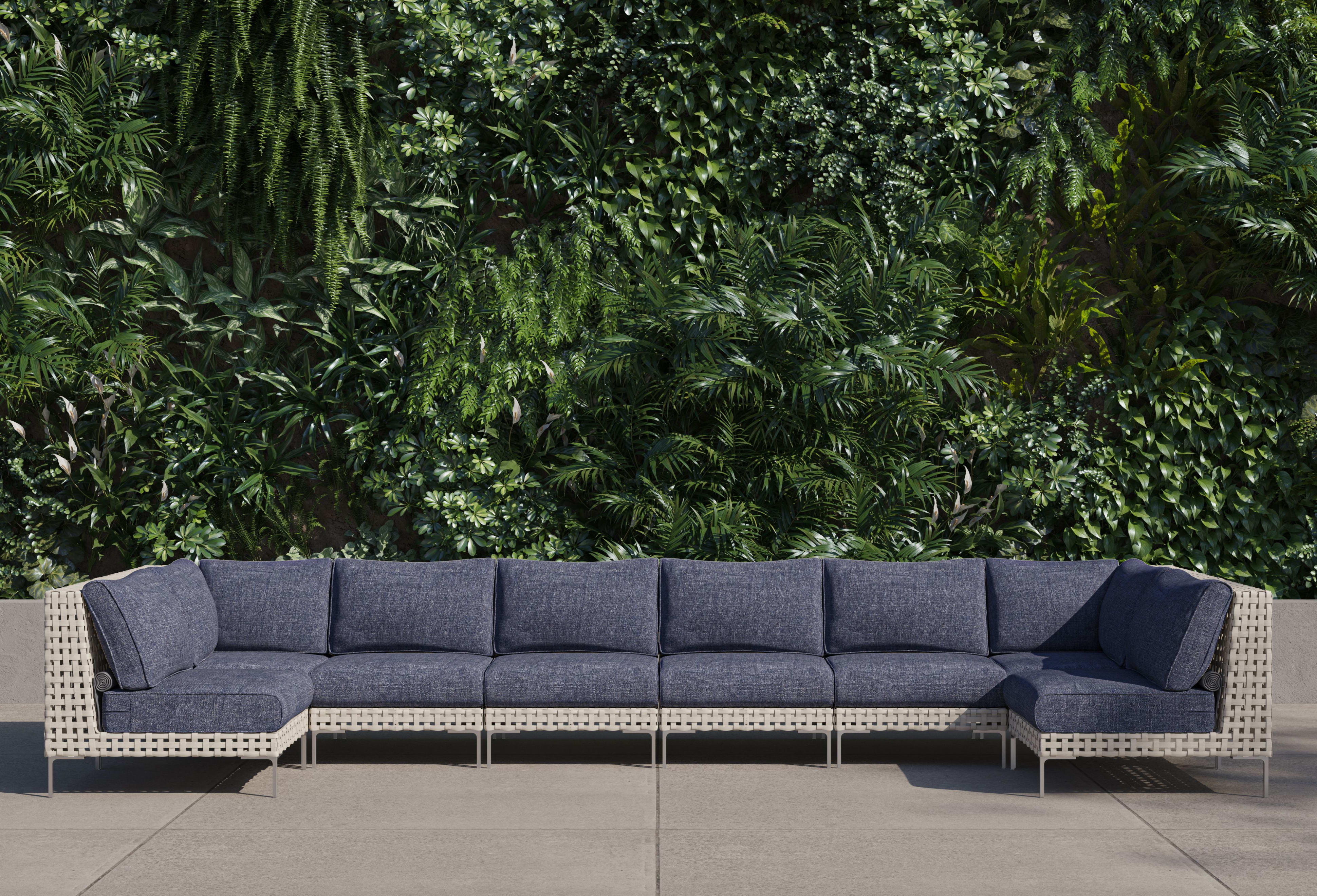 open weave Wicker Outdoor U Sectional - 8 Seat