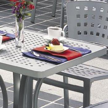 Boulevard patterned aluminum table